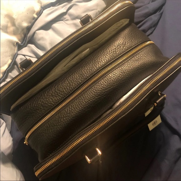 For @olvera88 - Tory Burch Triple Zip Satchel - Picture 3 of 5